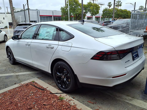2025 Honda Accord Sedan SE