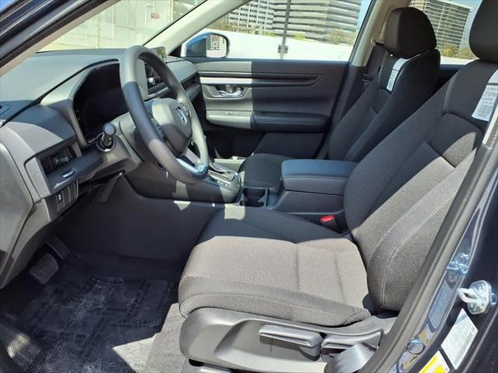 2025 Honda CR-V LX - Photo 20