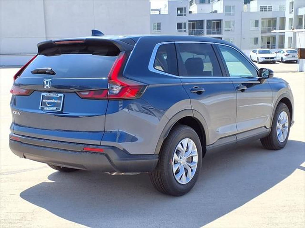 2025 Honda CR-V LX - Photo 4