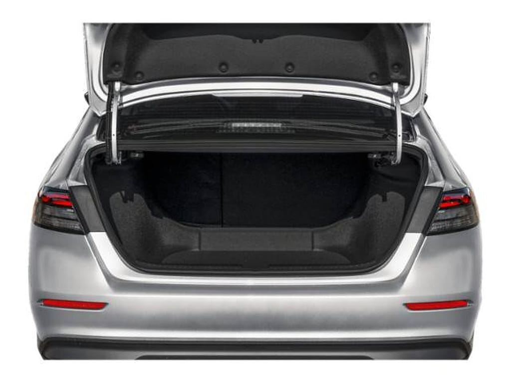 13 thumbnail image of  2026 Honda Accord Sedan SE
