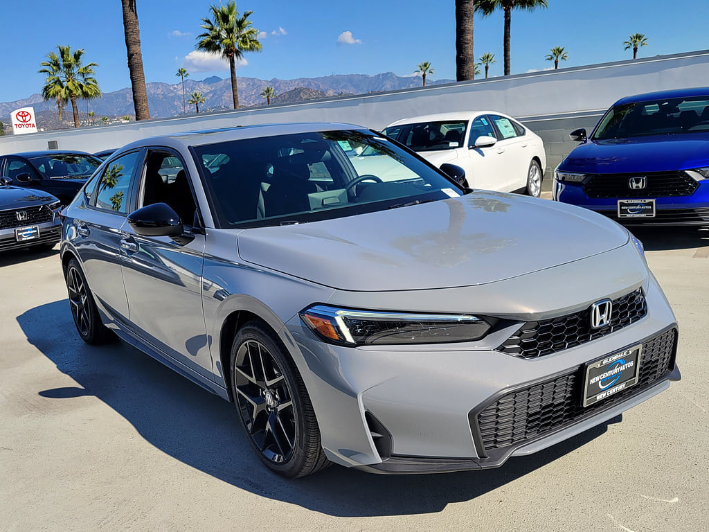 2026 Honda Civic Hatchback photo 2
