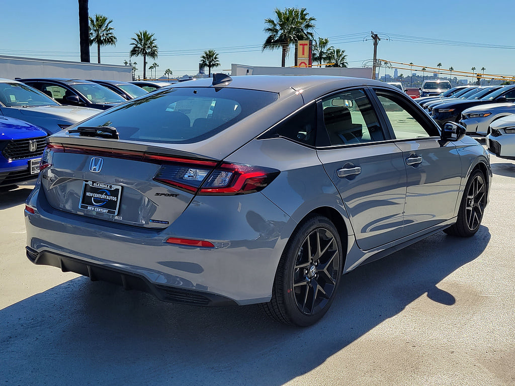 2026 Honda Civic Hatchback photo 4
