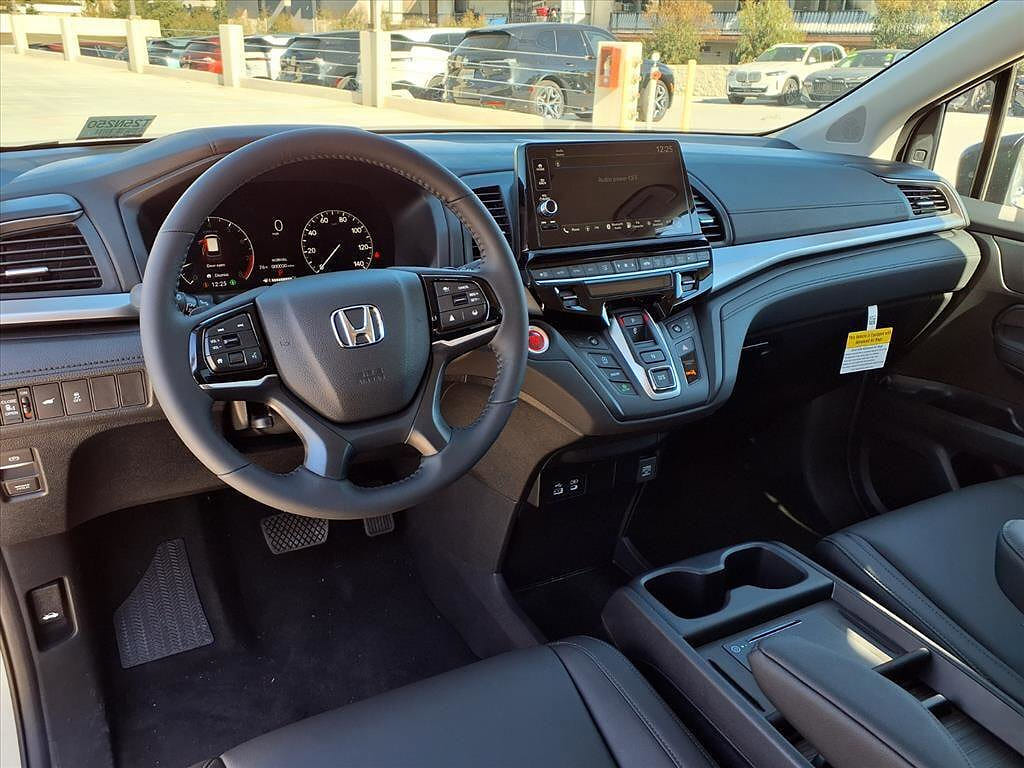2026 Honda Odyssey EX-L - Photo 9