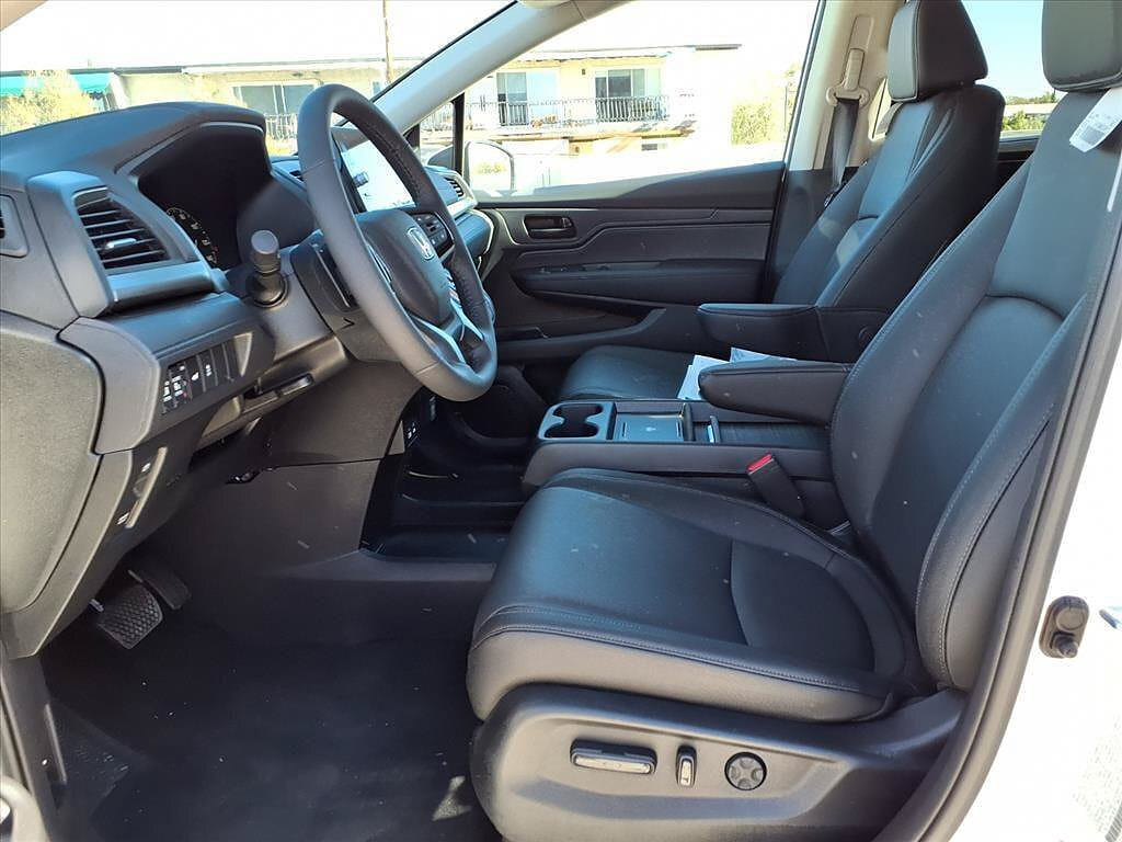 2026 Honda Odyssey EX-L - Photo 10