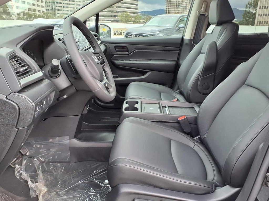 2026 Honda Odyssey EX-L - Photo 10