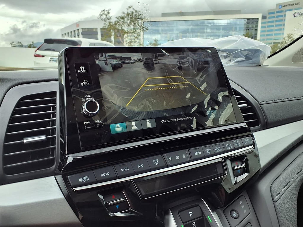 2026 Honda Odyssey EX-L - Photo 12