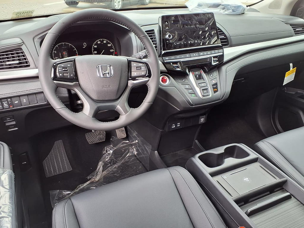 2026 Honda Odyssey EX-L - Photo 9