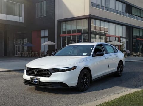 1 image of 2025 Honda Accord Sedan SE