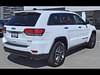 6 thumbnail image of  2021 Jeep Grand Cherokee Limited