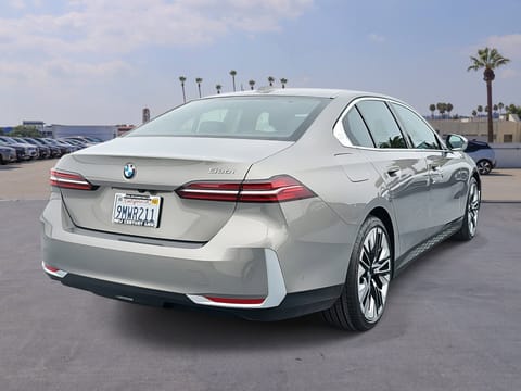 2024 BMW 5 Series 530i