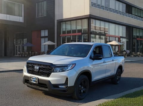 1 image of 2025 Honda Ridgeline Black Edition