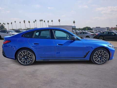 2025 BMW i4 xDrive40