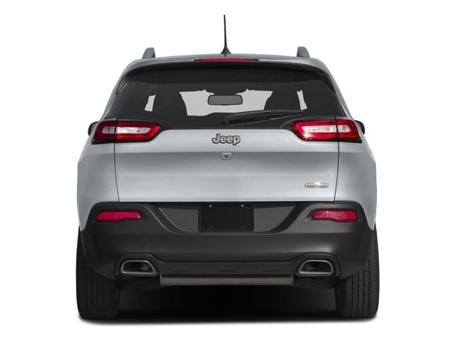 8 thumbnail image of  2018 Jeep Cherokee Latitude