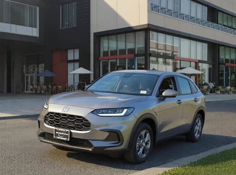 1 image of 2025 Honda HR-V LX
