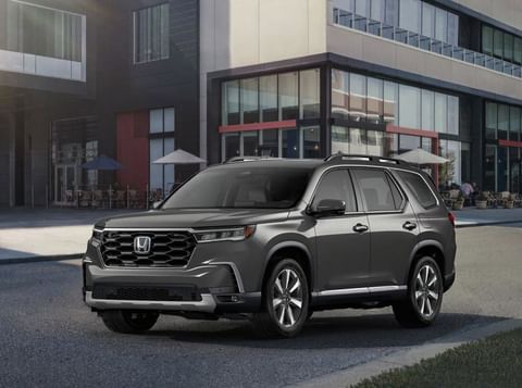 1 image of 2025 Honda Pilot Touring w/HPD Wheels