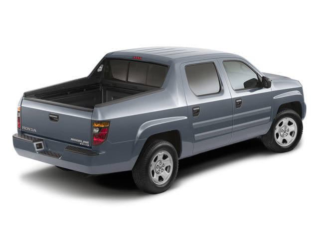 2 thumbnail image of  2008 Honda Ridgeline RT