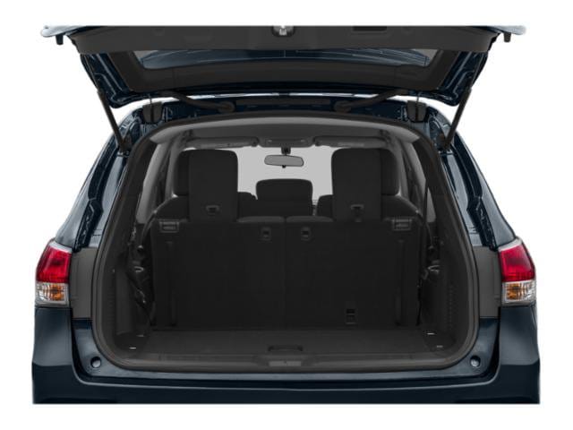 16 thumbnail image of  2015 Nissan Pathfinder SV