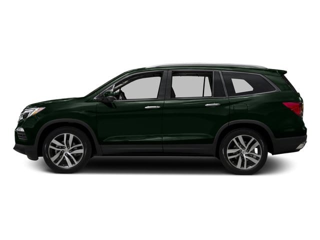 3 thumbnail image of  2016 Honda Pilot Touring