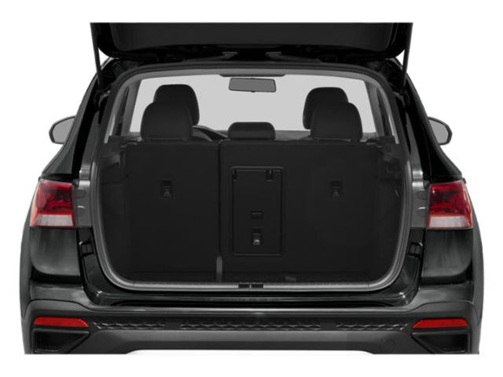 11 thumbnail image of  2022 Volkswagen Taos S