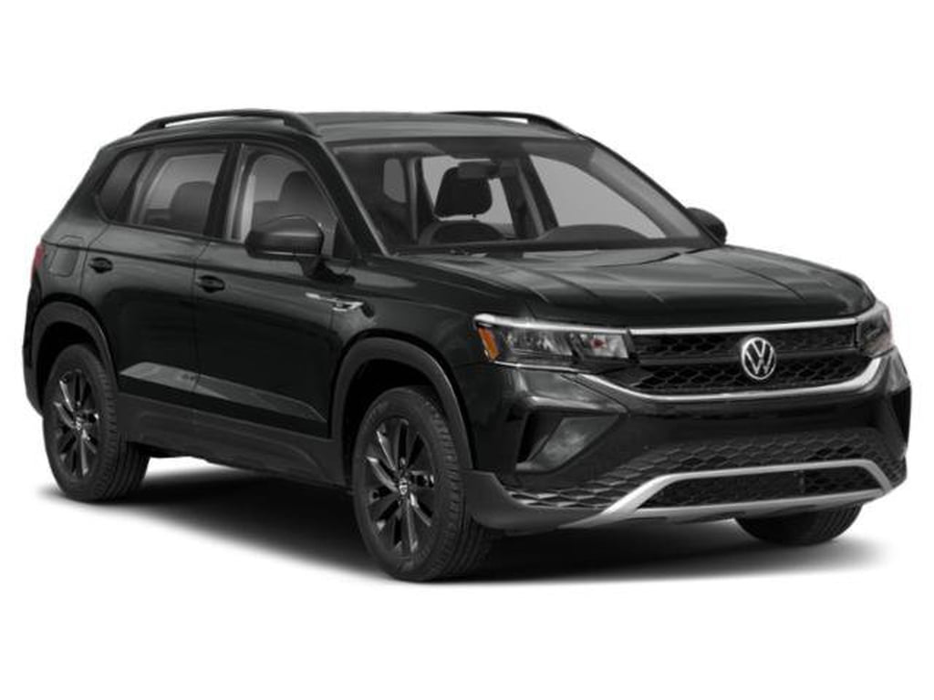 6 thumbnail image of  2022 Volkswagen Taos S