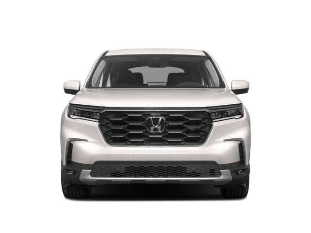 4 thumbnail image of  2023 Honda Pilot EX-L 7 Passenger