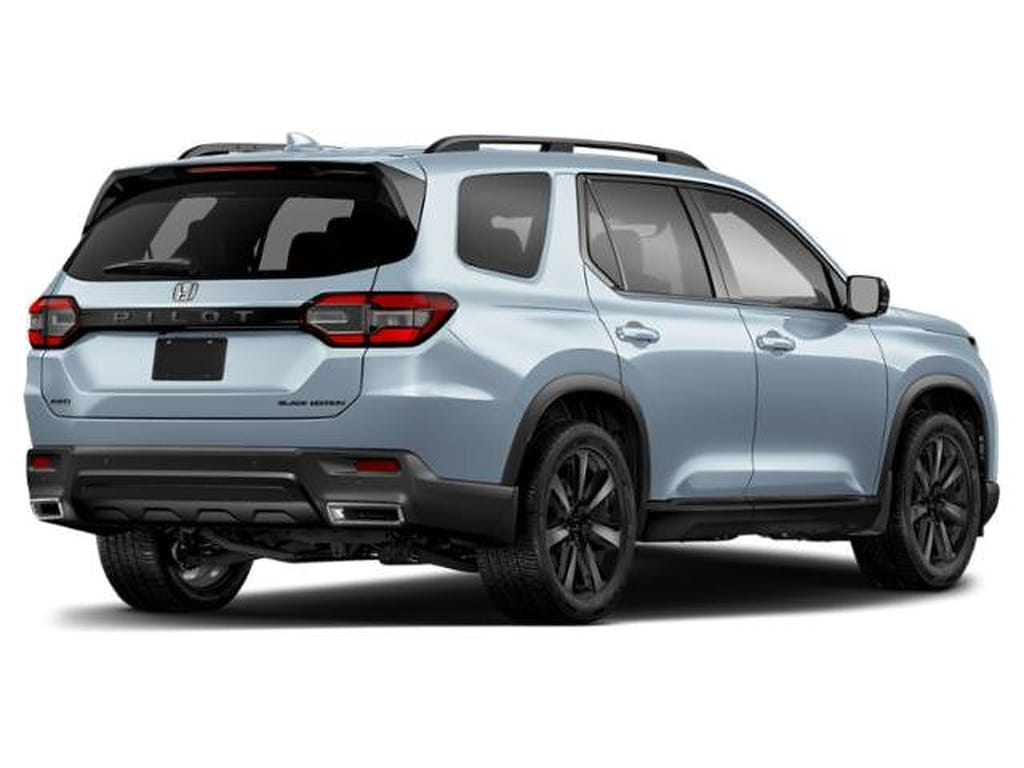 2 thumbnail image of  2023 Honda Pilot EX-L 7 Passenger