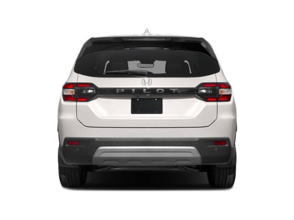 5 thumbnail image of  2023 Honda Pilot EX-L 7 Passenger