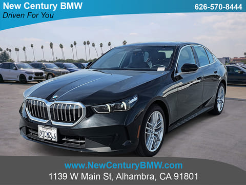 1 image of 2025 BMW 530i 530i