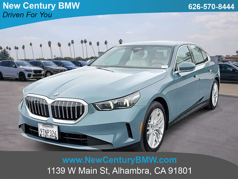1 image of 2025 BMW 530i 530i