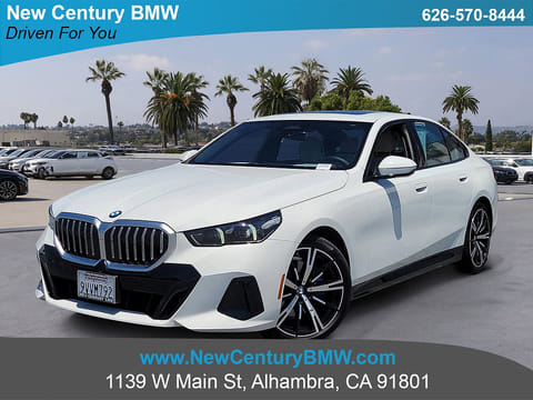 1 image of 2025 BMW 530i 530i