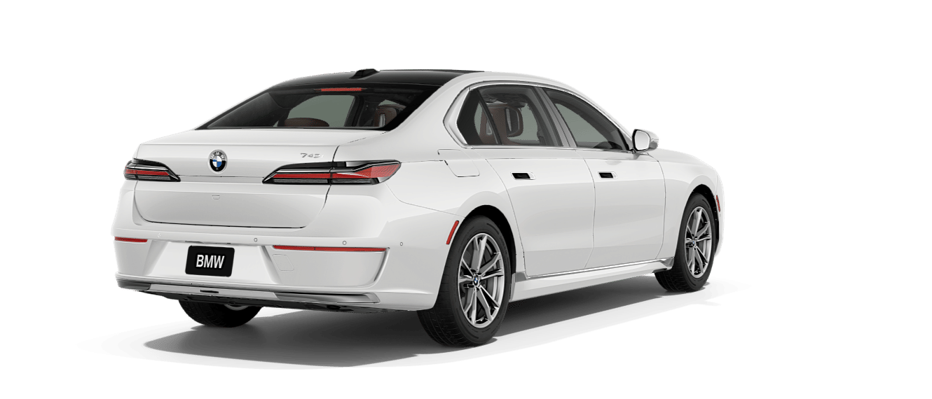 13 thumbnail image of  2026 BMW 7 Series 740i