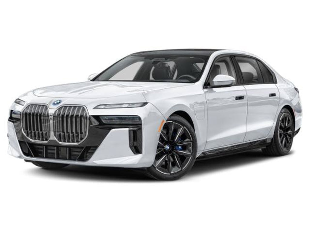2026 BMW 750e xDrive xDrive
