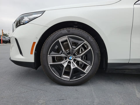 2026 BMW i5 eDrive40