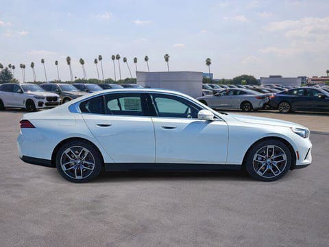 2026 BMW i5 eDrive40