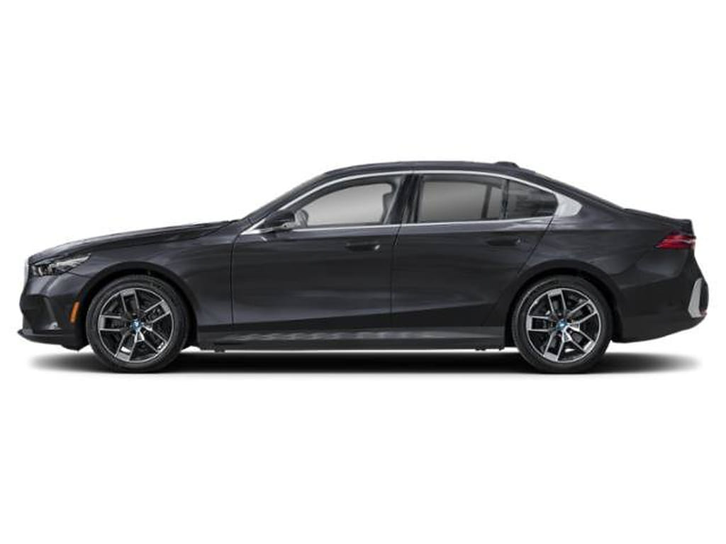 6 thumbnail image of  2026 BMW i5 eDrive40