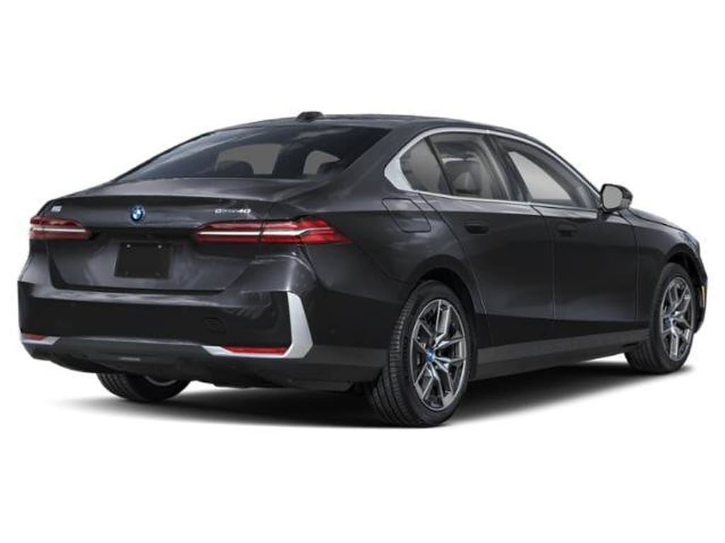 5 thumbnail image of  2026 BMW i5 eDrive40