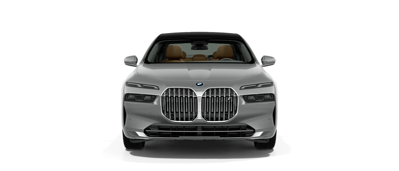 24 thumbnail image of  2026 BMW i7 eDrive50