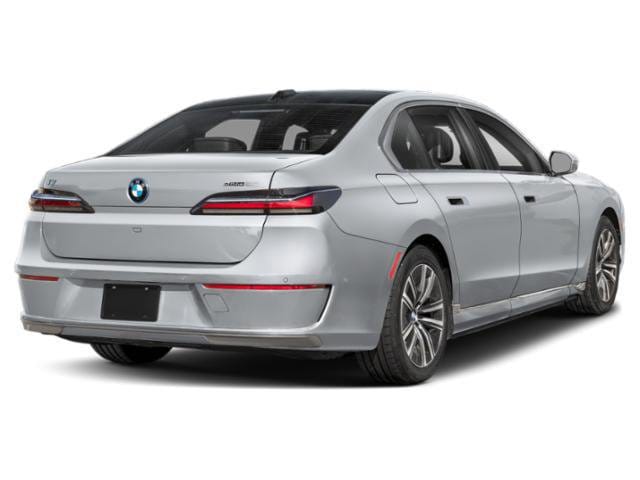 3 thumbnail image of  2026 BMW i7 eDrive50