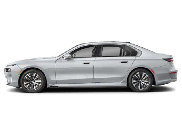 2 thumbnail image of  2026 BMW i7 eDrive50