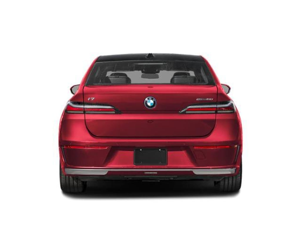8 thumbnail image of  2026 BMW i7 eDrive50