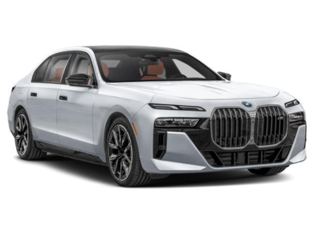 6 thumbnail image of  2026 BMW i7 M70