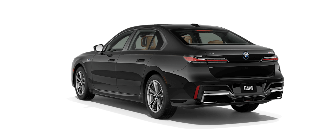 9 thumbnail image of  2026 BMW i7 M70