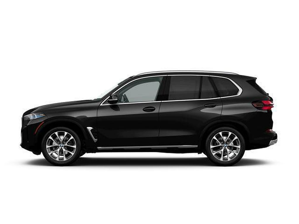 36 thumbnail image of  2026 BMW X5 sDrive40i sDrive40i