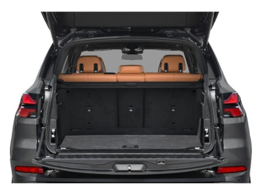 13 thumbnail image of  2026 BMW X5 sDrive40i SDRIVE40I SPORTS ACTIVITY VEHICLE