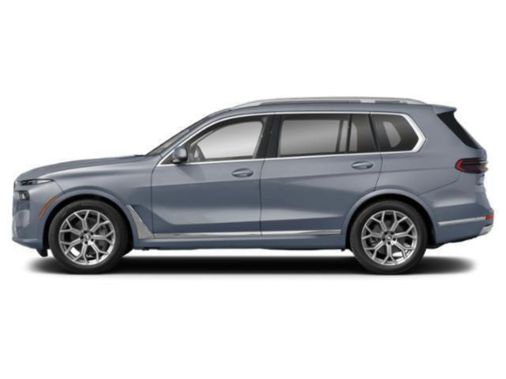 2 thumbnail image of  2026 BMW X7 xDrive40i xDrive40i