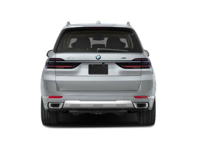 5 thumbnail image of  2026 BMW X7 xDrive40i