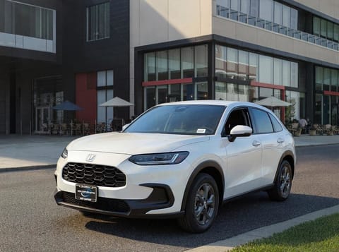 1 image of 2026 Honda HR-V LX