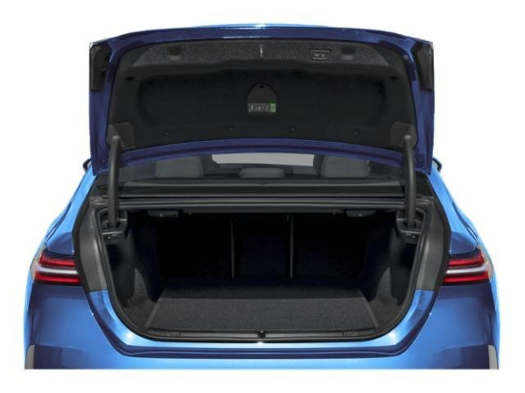 13 thumbnail image of  2027 BMW 530i 530i Sedan