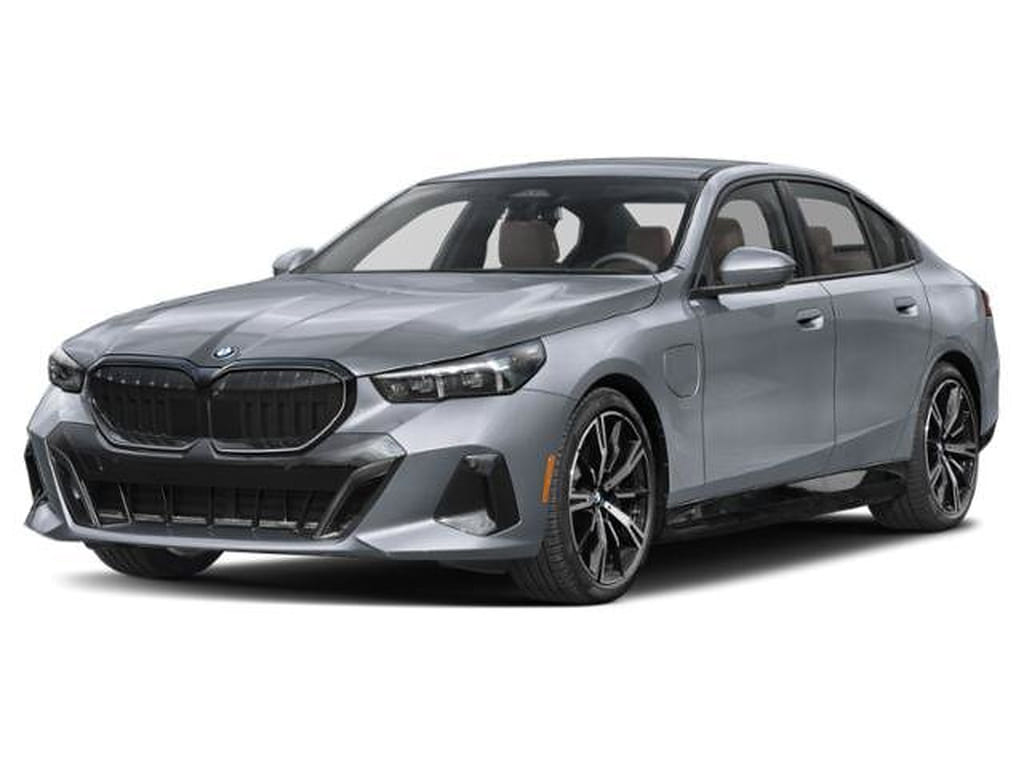 2027 BMW 550e xDrive 550e xDrive