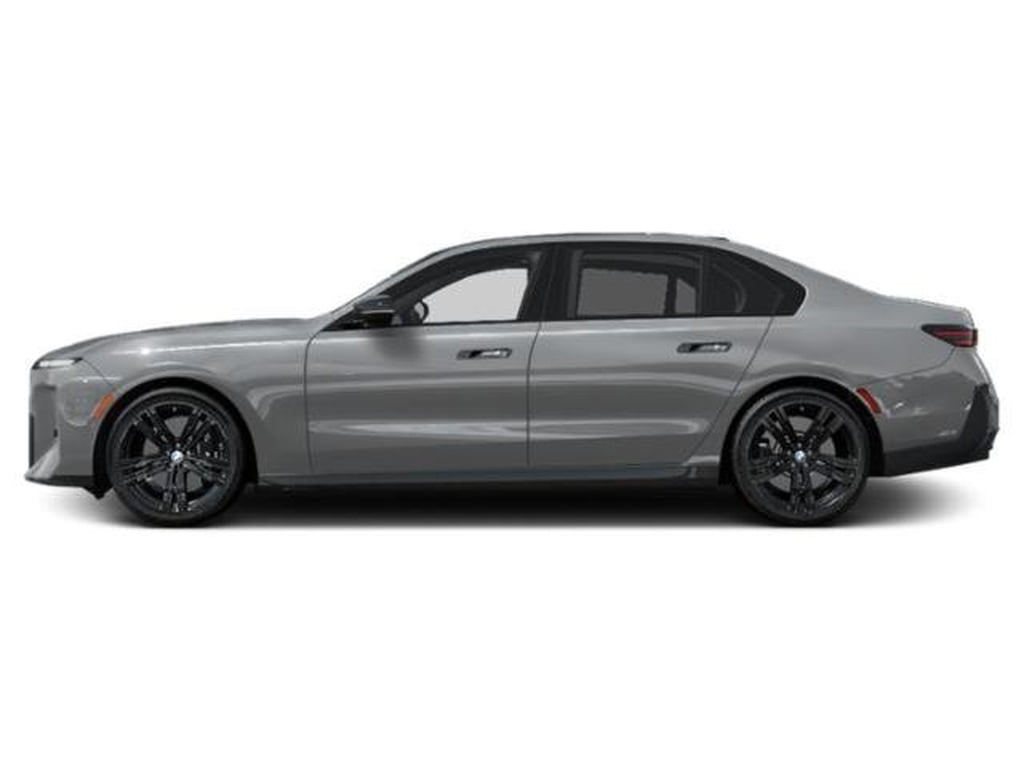 4 thumbnail image of  2027 BMW 740i 740i